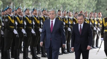 Қазақстан мен Өзбекстан Президенттерінің кездесуі өтіп жатыр