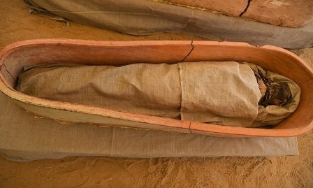 Египетте 60 жыл бойы жабық тұрған мумия қоймасы табылды