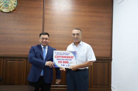 Қармақшы ауданы әкімі спортшыларға құрмет көрсетті