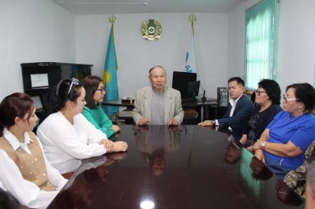 АЭС салуды қолдау жөніндегі Халықтық штабтың мүшелері кездесу өткізді