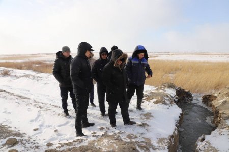 Қармақшы ауданы әкімі жол құрылысы мен қорғаныс бөгеттерінің жай-күйімен танысты