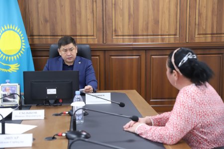 ҚАРМАҚШЫ АУДАНЫ ӘКІМІ ЖЕКЕ ҚАБЫЛДАУ ӨТКІЗДІ