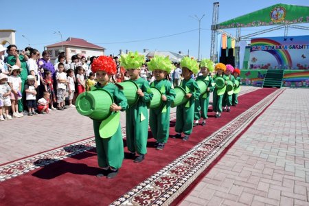 БАҚЫТТЫ БАЛАЛАР МЕРЕКЕСІ