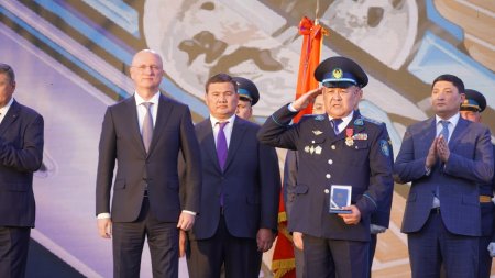 ҒАРЫШ АЙЛАҒЫНА – 70 ЖЫЛ