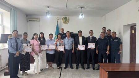 Жастар ресурстық орталығы қызметкерлері қоғамдық тәртіпке қосқан үлесі үшін марапатталды