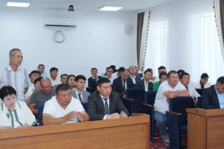 «АУЫЛ АМАНАТЫ» БАҒДАРЛАМАСЫ АЯСЫНДА КӘСІПКЕРЛЕРМЕН КЕЗДЕСУ ӨТТІ