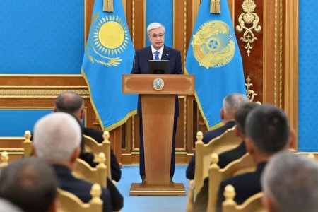 Мемлекет басшысы көлік саласының қызметкерлерін марапаттады