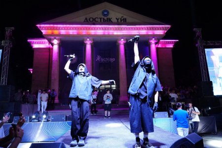 ҚЫЗЫЛОРДАДА «ЖАСТАРМЕН БІРГЕ!» АТТЫ OPEN AIR ФОРМАТЫНДА МЕРЕКЕЛІК КЕШ ӨТТІ