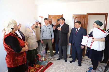 КӨМЕКБАЕВ АУЫЛЫНДАҒЫ АЛЫП СӘБИДІҢ ДҮНИЕГЕ КЕЛУІМЕН ҚҰТТЫҚТАДЫ