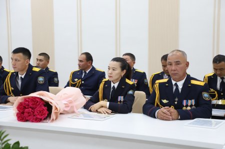 ХАЛЫҚ ҚОРҒАНДАРЫН ҚАБЫЛДАДЫ