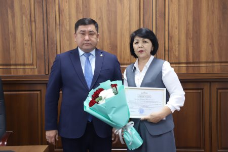 ӘЛЕУМЕТТІК ҚОРҒАУ САЛАСЫНЫҢ ҚЫЗМЕТКЕРЛЕРІ МАРАПАТТАЛДЫ