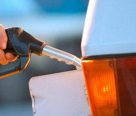 Қазақстандықтар АИ-92 бензині мен автогаз қымбаттауына шағым түсіре алатын жедел желі ашылды