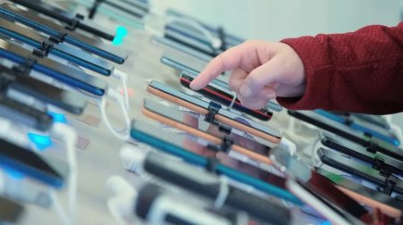 Жаңа телефон аларда нені тексеру керек? Министрлік маңызды құлаққағыс жасады
