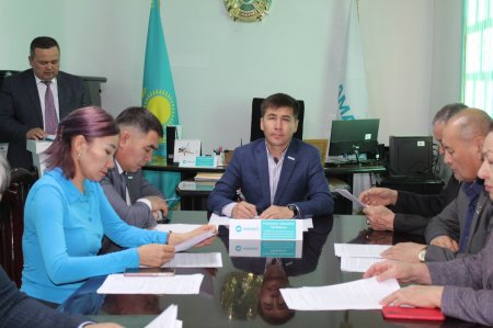 ПАРТИЯЛЫҚ БАҚЫЛАУ КОМИССИЯСЫНЫҢ ОТЫРЫСЫ ӨТТІ