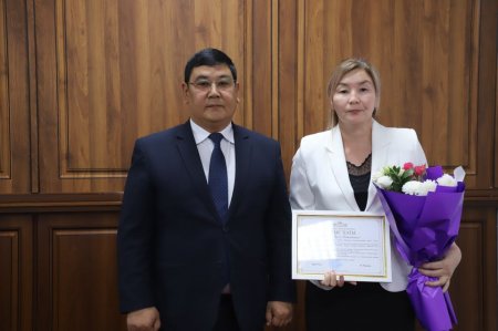 ҚАРЖЫ САЛАСЫНЫҢ МАЙТАЛМАНДАРЫНА ҚҰРМЕТ КӨРСЕТІЛДІ