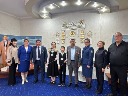 АБАЙ ЖӘНЕ АДАМ ҚҰҚЫҒЫ