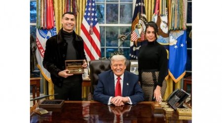 Әлемге әйгілі футболшы АҚШ Президентіне алғыс айтты