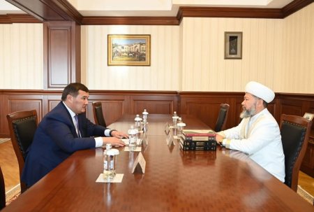 АЙМАҚ БАСШЫСЫ ҚАЗАҚСТАН МҰСЫЛМАНДАРЫ ДІНИ БАСҚАРМАСЫНЫҢ ТӨРАҒАСЫ, БАС МҮФТИМЕН КЕЗДЕСТІ