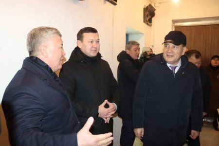 ҮКІМЕТ БАСШЫСЫНЫҢ КЕҢЕСШІСІ БЕСАРЫҚ АУЫЛЫНЫҢ БЕРЕКЕЛІ ТІРШІЛІГІМЕН ТАНЫСТЫ