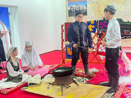 ҰЛТТЫҚ ҚҰНДЫЛЫҚ ПЕН БАЛА ҚИЯЛЫНЫҢ ТОҒЫСЫ