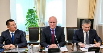 Роман Скляр XINFA GROUP басшылығы Чжао Тинъюн мырзамен Павлодар облысында өнеркәсіп паркінің құрылысы мәселесін талқылады