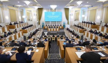 Конституциялық комиссия түзетулер жобасын талқылауға кірісті