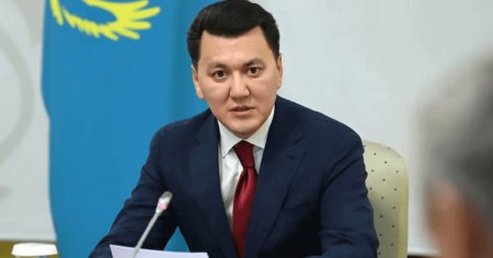 Жаңа Конституциямыздағы жаңа ұстанымдар мен нормалар басқа елдерге үлгі, бағдар болатынына сенімді айта аламыз– Ерлан Қарин
