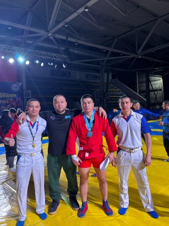 ЖЕҢІС ҚҰТТЫ БОЛСЫН!