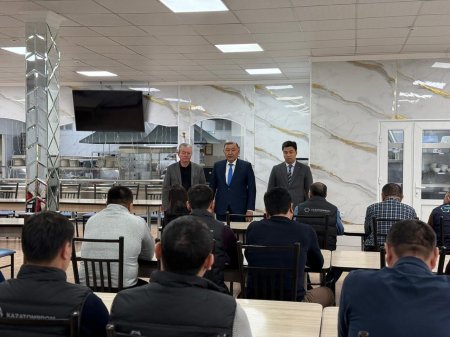 Шиелі: «Семізбай-U» ЖШС ұжымымен Конституциялық реформа талқыланды