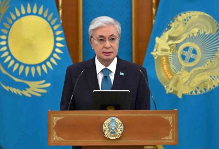 Президент әйелдер қауымын халықаралық мерекемен құттықтады