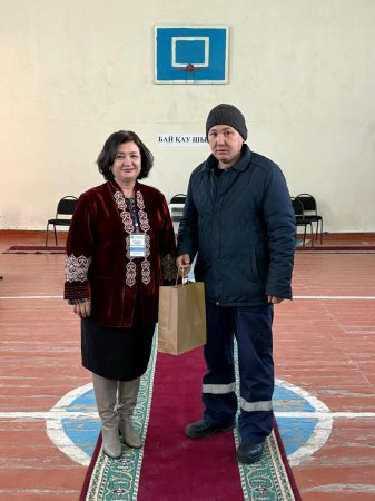 Алғашқы болып дауыс берді