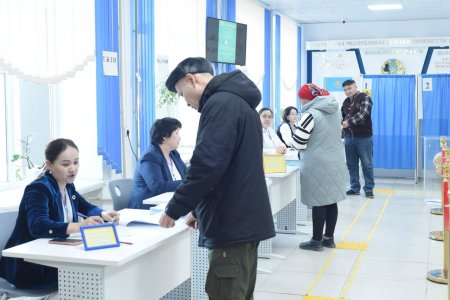 Референдумға тұрғындар белсенді қатысуда