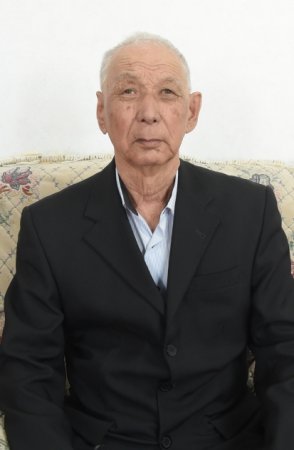 АБЫРОЙ ЕҢБЕКПЕН КЕЛЕДІ