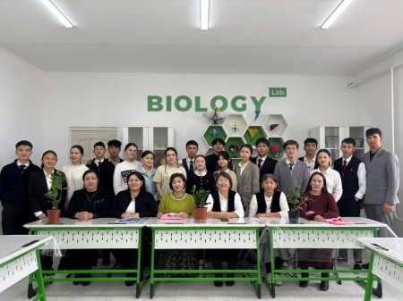 ЖАСТАРҒА ЖОЛ КӨРСЕТКЕН КЕЗДЕСУ