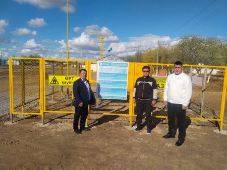 ТӨРЕБАЙ БИ АУЫЛЫНДАҒЫ ГАЗ ЖЕЛІЛЕРІН ТАРТУ ҚҰРЫЛЫСЫ НЫСАНЫНДА ПАРТИЯЛЫҚ БАҚЫЛАУ БЕКЕТІ АШЫЛДЫ
