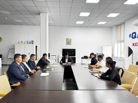 Жастар саясаты