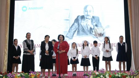 ТҰРМАҒАМБЕТ ЖЫРЛАРЫ - ЖАҢА ҒАСЫР КӨГІНДЕ