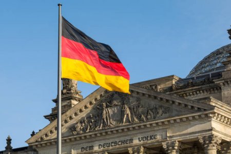 Германия билігі зейнет жасын 70-ке дейін көтеруді ұсынды