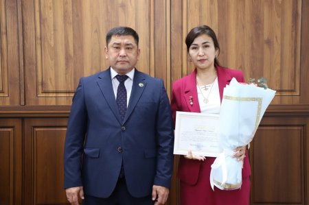 ЕЛ МҮДДЕСІНЕ ҚЫЗМЕТ ЕТКЕН ЖАНДАРҒА ҚҰРМЕТ