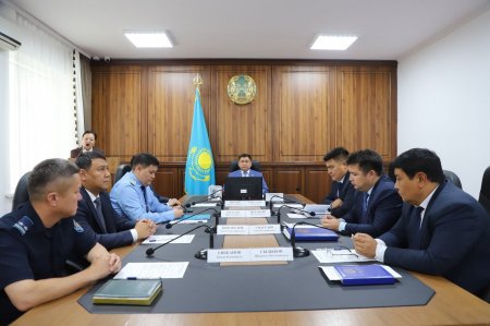 ЖАҢА КОНСТИТУЦИЯНЫҢ ҚОЛДАНЫСҚА ЕНГІЗІЛУІНЕ АРНАЛҒАН АКТИВ ОТЫРЫСЫ ӨТТІ