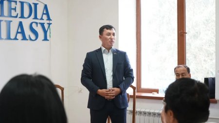 Қазақстан Журналистер Одағының қатары жаңа мүшелермен толықты