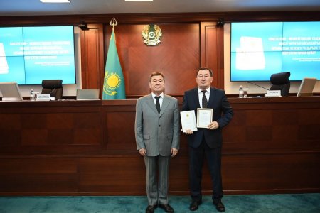 ЕЛДІК МҮДДЕ ЖОЛЫНДАҒЫ МАҢЫЗДЫ КЕЗЕҢ