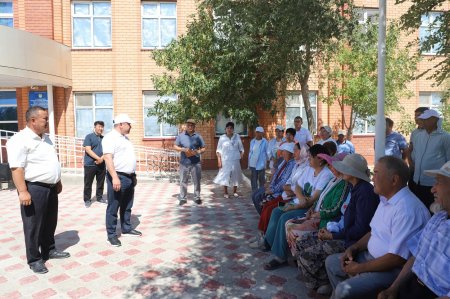 АУДАН ӘКІМІ ҚЫЗЫЛТАМ ЕЛДІ МЕКЕНІНІҢ ТҰРҒЫНДАРЫМЕН КЕЗДЕСТІ
