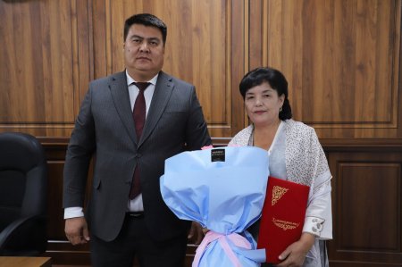 ЕҢБЕКПЕН ӨРІЛГЕН ӨНЕГЕЛІ ЖОЛҒА ҚҰРМЕТ