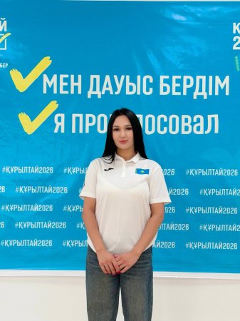 Азия чемпионы А.Рүстемова сайлау учаскесінде өз таңдауын жасады