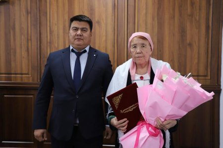 ҰЛАҒАТТЫ ҰСТАЗДЫҢ 75 ЖЫЛДЫҚ МЕРЕЙТОЙЫНА ҚҰРМЕТ