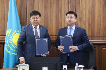 АУДАНЫМЫЗДА ХАЛЫҚҚА ҚҰҚЫҚТЫҚ КӨМЕК КӨРСЕТУ БАҒЫТЫНДАҒЫ ЫНТЫМАҚТАСТЫҚ КҮШЕЙТІЛДІ
