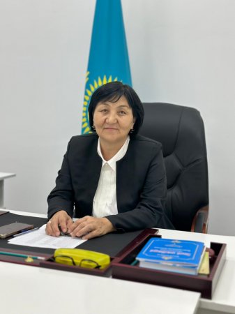 КІТАПХАНАШЫНЫҢ МІНДЕТІ – ОҚЫРМАННЫҢ ЖҮРЕГІНЕ ЖОЛ ТАБАТЫН КІТАПТЫ ТАУЫП БЕРУ