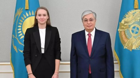 Президент Елена Рыбакинаны әлемнің бірінші ракеткасы атануымен құттықтады