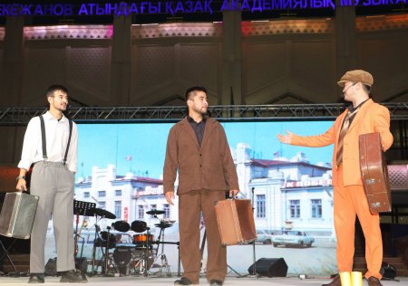 «ЖАСТЫҚ ШАҒЫМНЫҢ КУӘСІ – ҚЫЗЫЛОРДА!» РЕТРО-ФЕСТИВАЛІ ӨТТІ